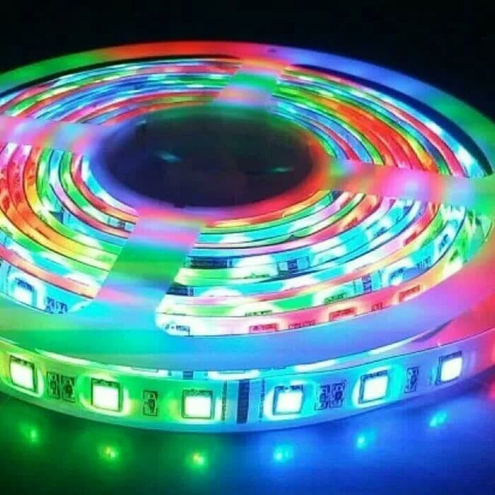 Led chạy đuổi full color 12v 7 màu