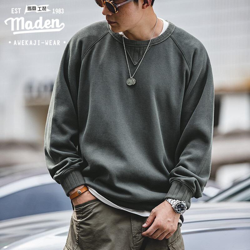 Maden brand tooling style male 2024 autumn youth academic American retro 1930S capless solid color round neck sweater gentleman autumn new ins black hedging fried street jacket