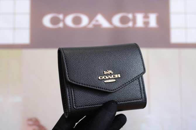 NEW ARRIVAL Coach_Small Trifold Wallet