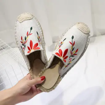 pretty flat shoes