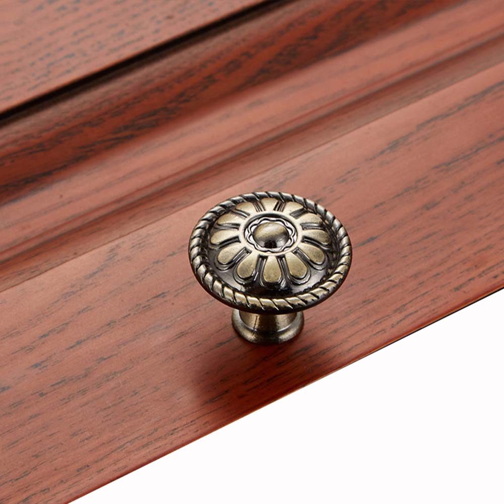 VITANG Vintage Bronze Wardrobe Cupboard Cabinet Drawer Handles Furniture Hardware Pull handles Door Knobs