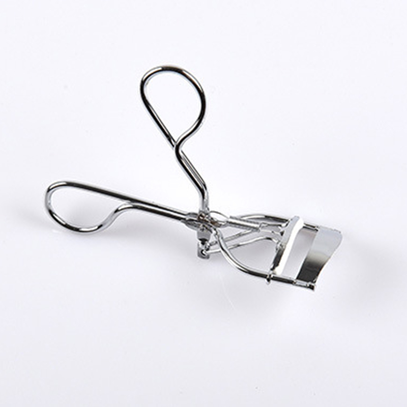 Silver-white Metal Eyelash Curler, Chrome Plated with Spring Eyelash Curler, Practical Beauty Tool