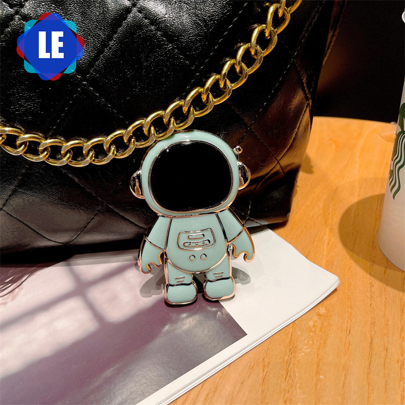 Luxury 3D Three-dimensional Electroplating Astronaut Mobile Phone Bracket Fashion Cartoon Mobile Phone Bracket Folding Hard TPU Mobile Phone Bracket