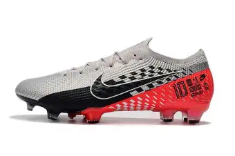 low top soccer cleats