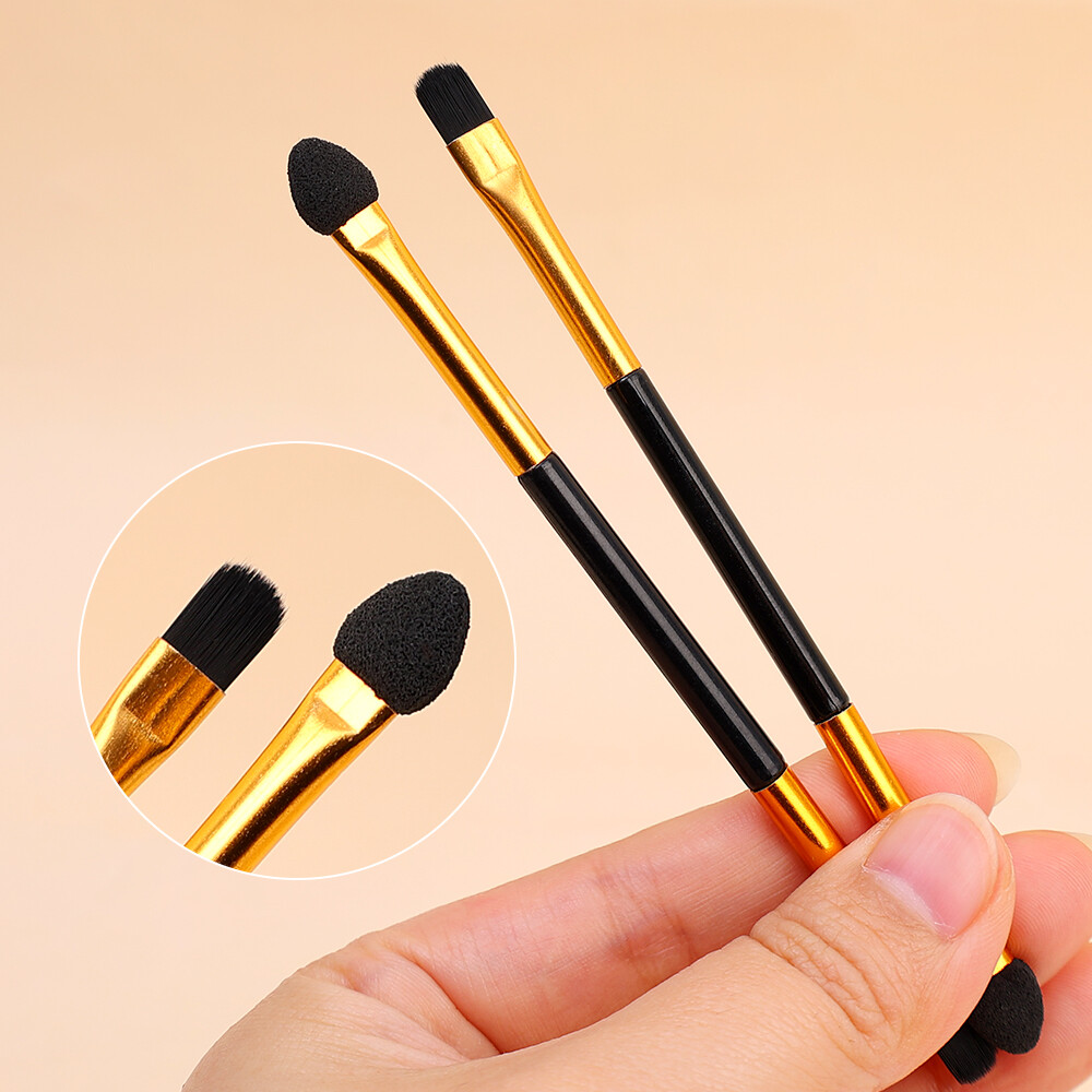1 Cọ Trang Điểm Phấn Mắt Hai Đầu Mút Xốp