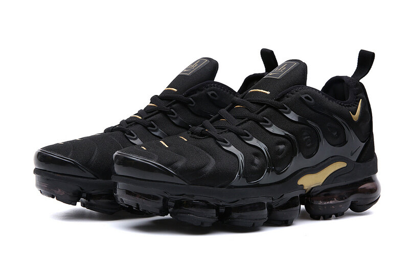 vapormax tn black and gold