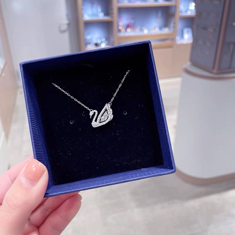 Limited Time Sale SWAROVSKI Necklace 