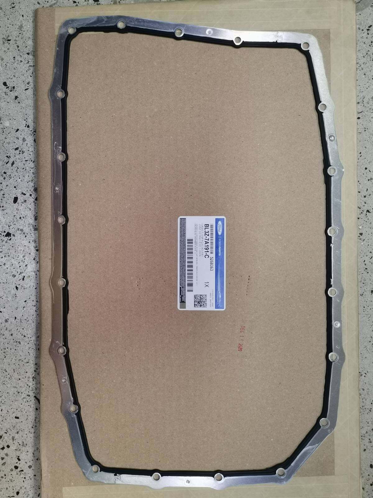 GASKET A/T AUTO FILTER OIL PAN GENUINE PART (ORIGINAL) FORD RANGER T6 , T7 , MAZDA BT50 [ BL3Z