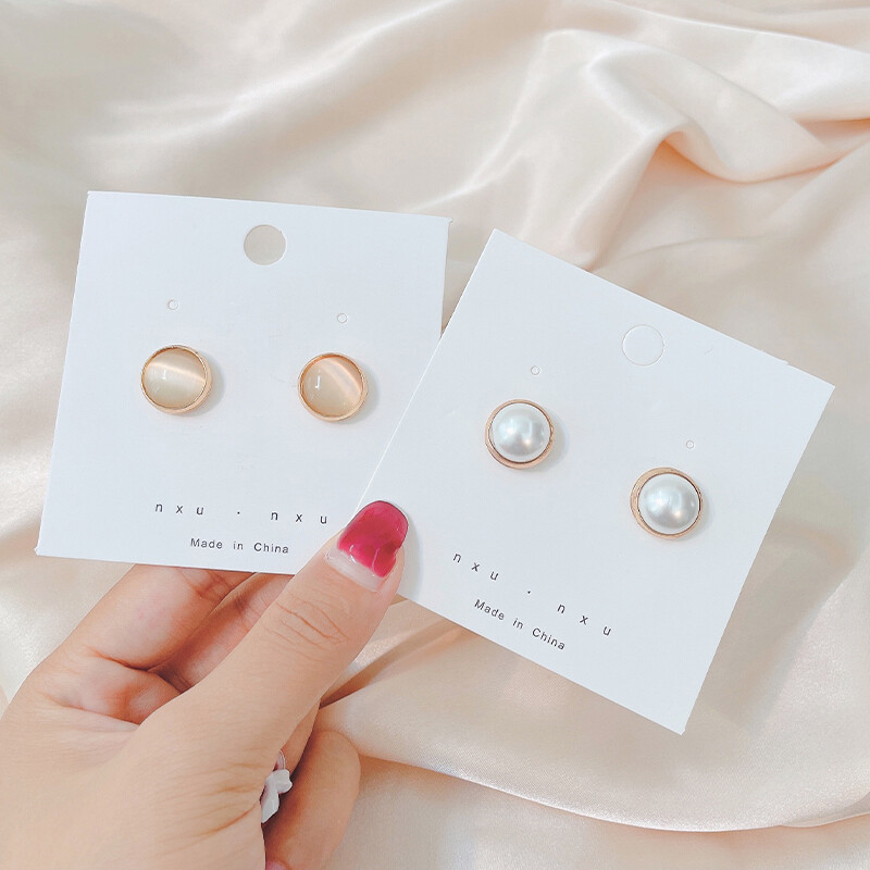 Powerful Magnetic Buckle No Pierced Pearl Brooch