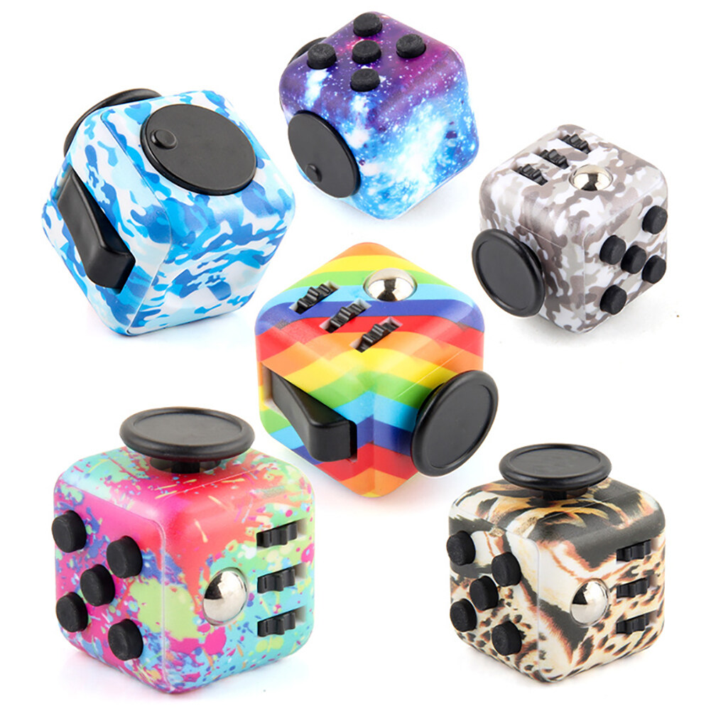 Decompression Magic Cube ความเครียดความวิตกกังวลบรรเทาของเล่น Multicolor Relaxing Cube ของเล่น