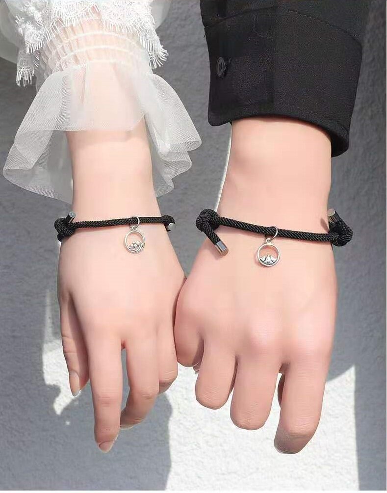 [Lady Sugar] 1 Pair Magnetic Couple Bracelet Attractive Relationship Pairing Friendship Birthday Gift Inexpensive Bracelet