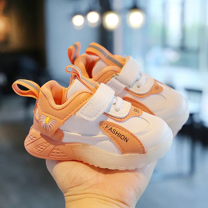baby walking shoes size 1