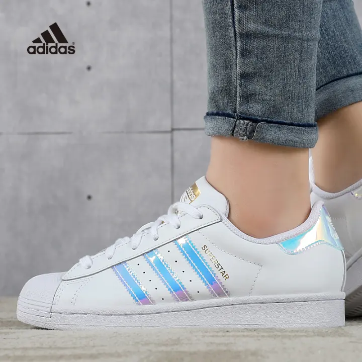 adidas women's classic sneakers