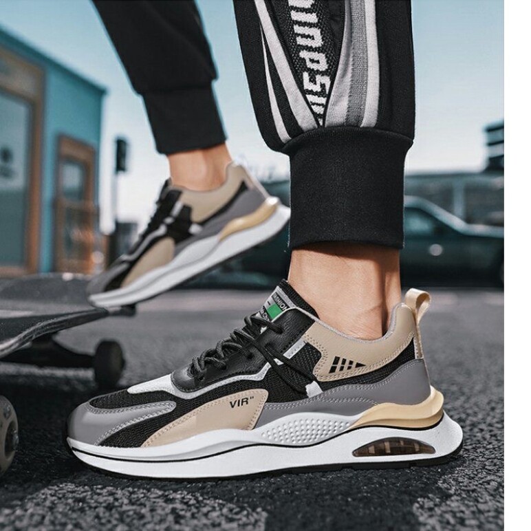 Baskets de course à pied comme chaussures pour hommes_voghion.com
