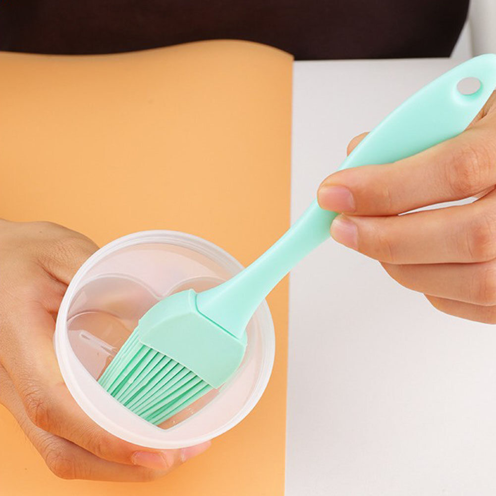 [Chinatera] 4pcs Cute Egg Cooker Plastic Egg Poacher Set Kitchen Egg Cooker Tools Egg Mold Form With Lid Brush Pancake Maker