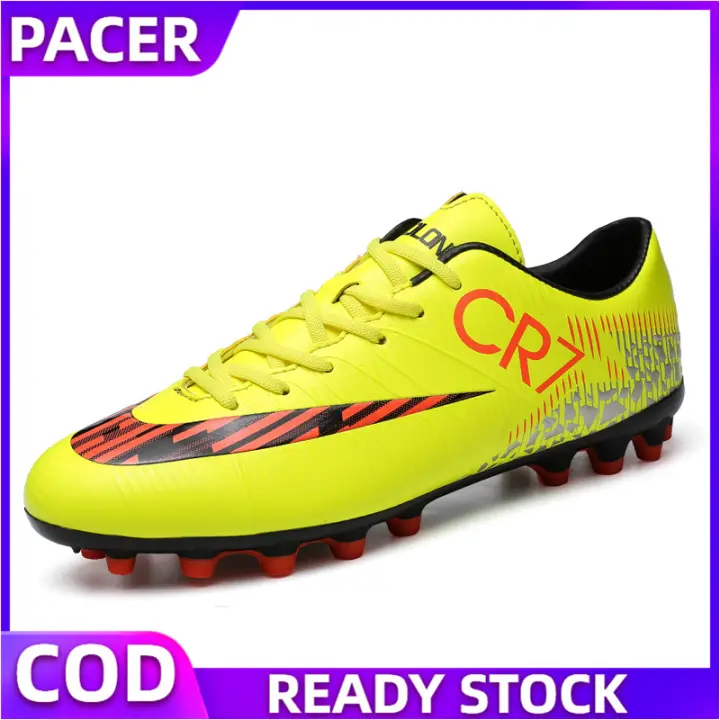 sport soccer shoes