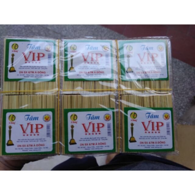Vỉ 30 gói tăm xỉa răng Vip, tăm tre xỉa răng