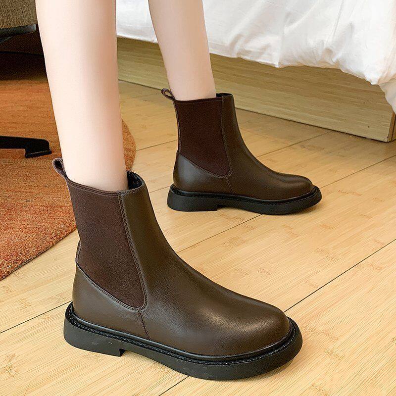 flat bottom chelsea boots