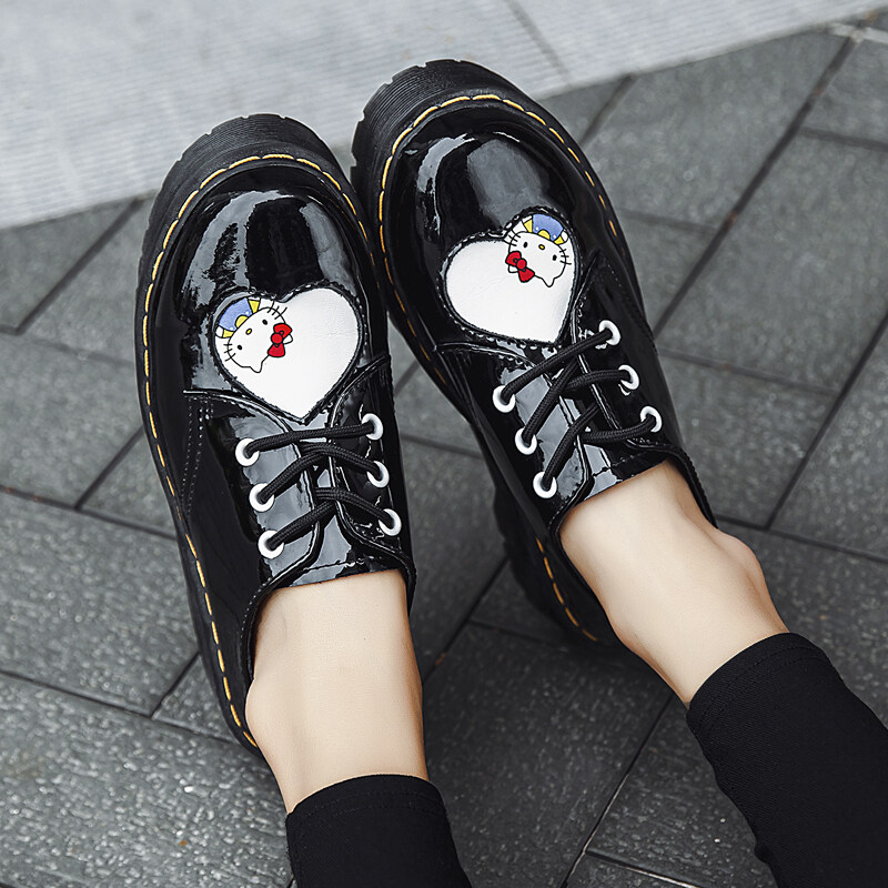 hello kitty docs low