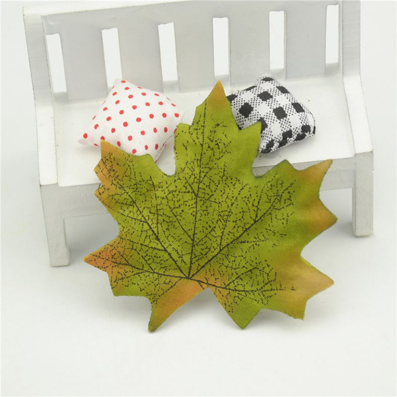 100Pcs Maple Leaves Artificial Leaves Simulation Halloween Autumn Leaves For Wedding Table Decorations Crafts Thanksgiving Day