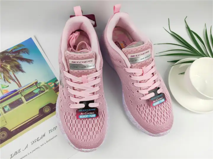 comfortable casual sneakers