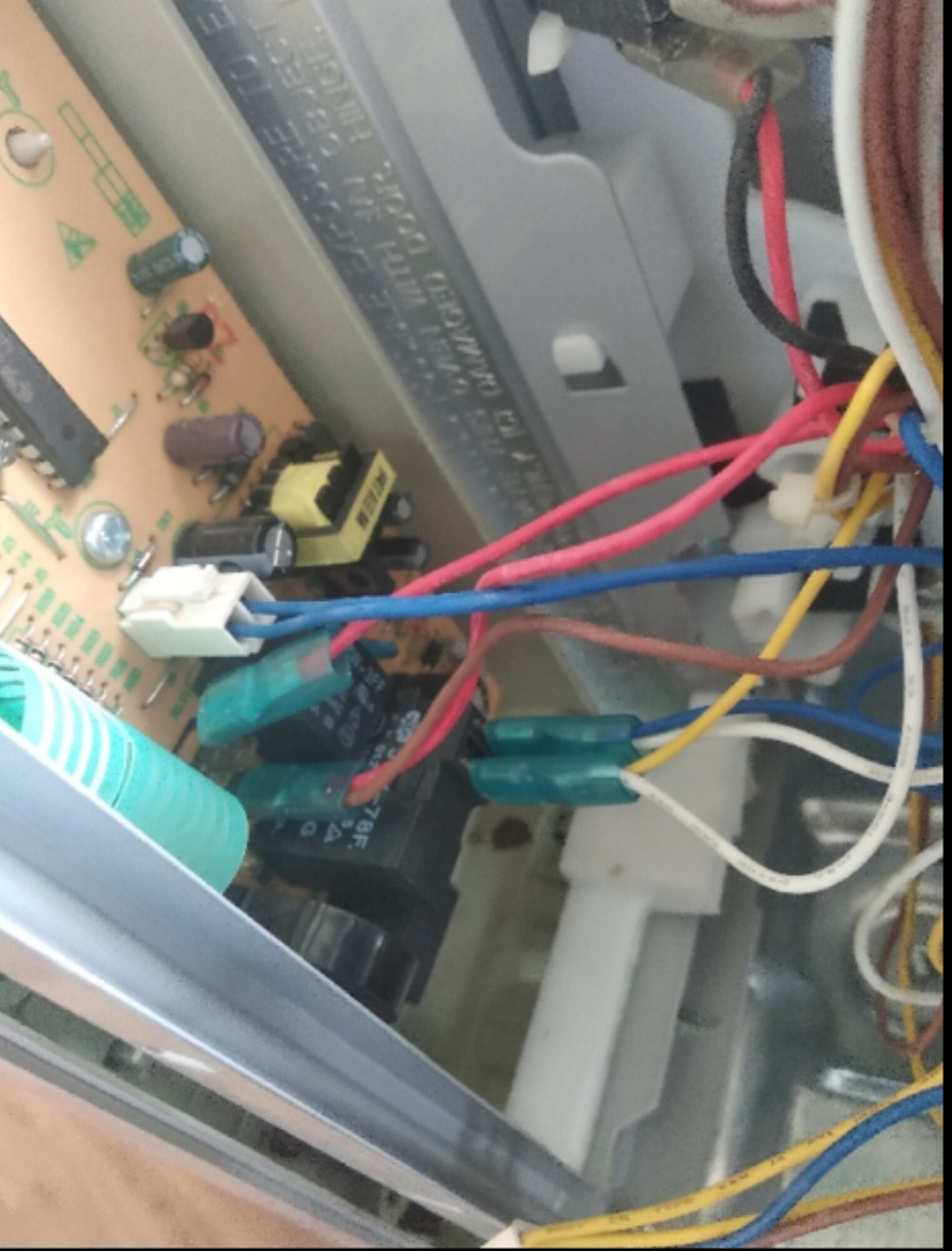 Disassemble the original Midea microwave oven computer board control