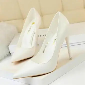 soft pumps shoes