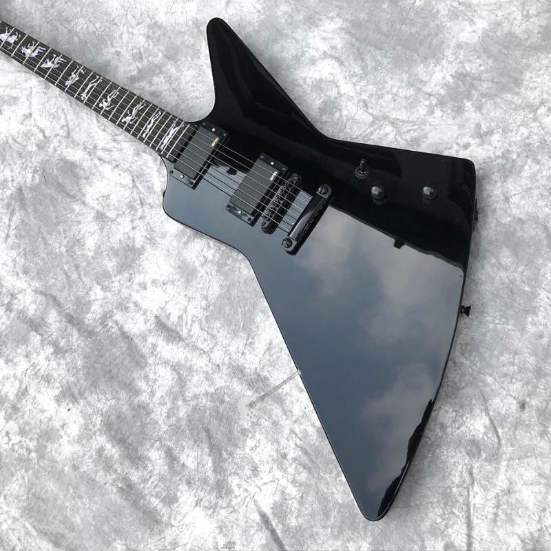 Custom shop custom electric guitar, high quality black, 2020 new hit, logo, color and shape can be customized, free shipping. Malaysia