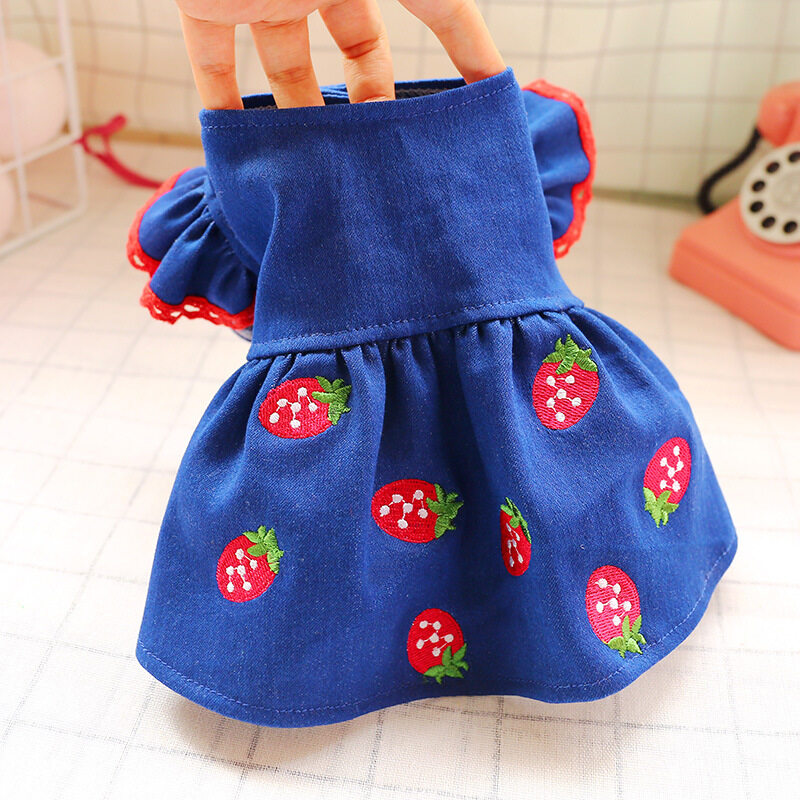 Quần Áo Thú Cưng Dễ Thương Zhongku Chân Váy Denim Váy Thêu Màu Xanh Dâu Tây Thích Hợp Cho Nữ Shih Tzu Thú Cưng Nhỏ Bichon