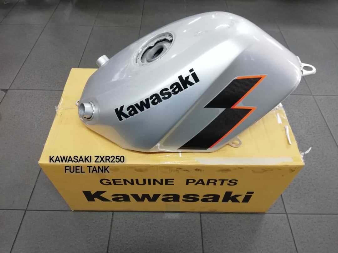 KAWASAKI ZXR250 FUEL TANK ORIGINAL KAWASAKI Original Kawasaki