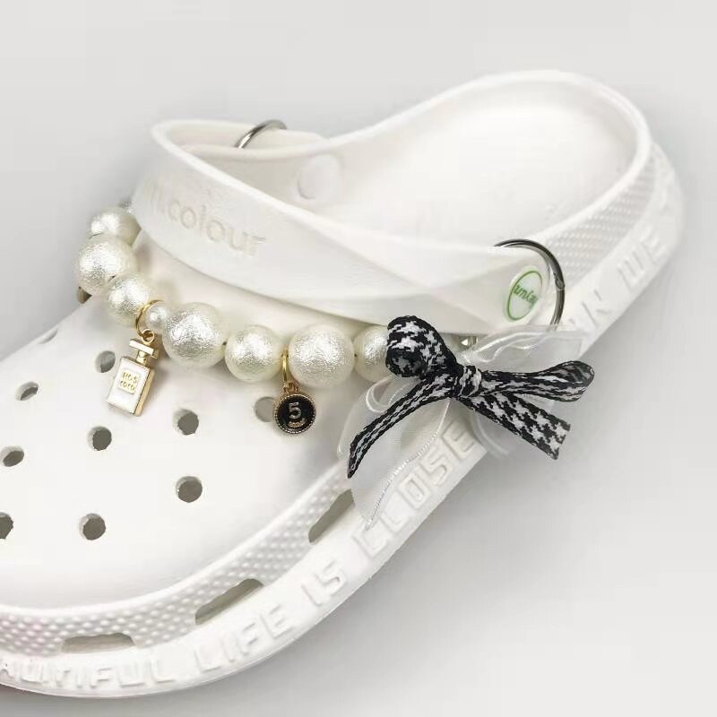 Jibbitz Chain Shoe Buckle Accessories Carlo Chi Pearl Chain CROC
