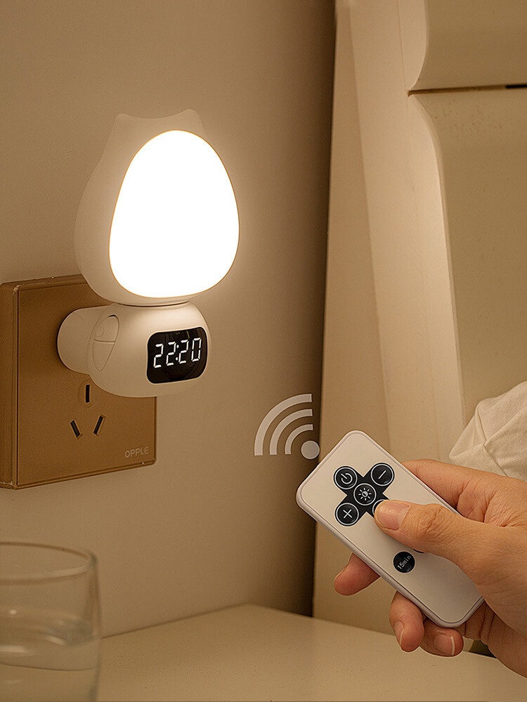 XiaoZhubangchu Remote control night light small night light 300°rotating charging and plugging dual-purpose timing adjustable light with clock