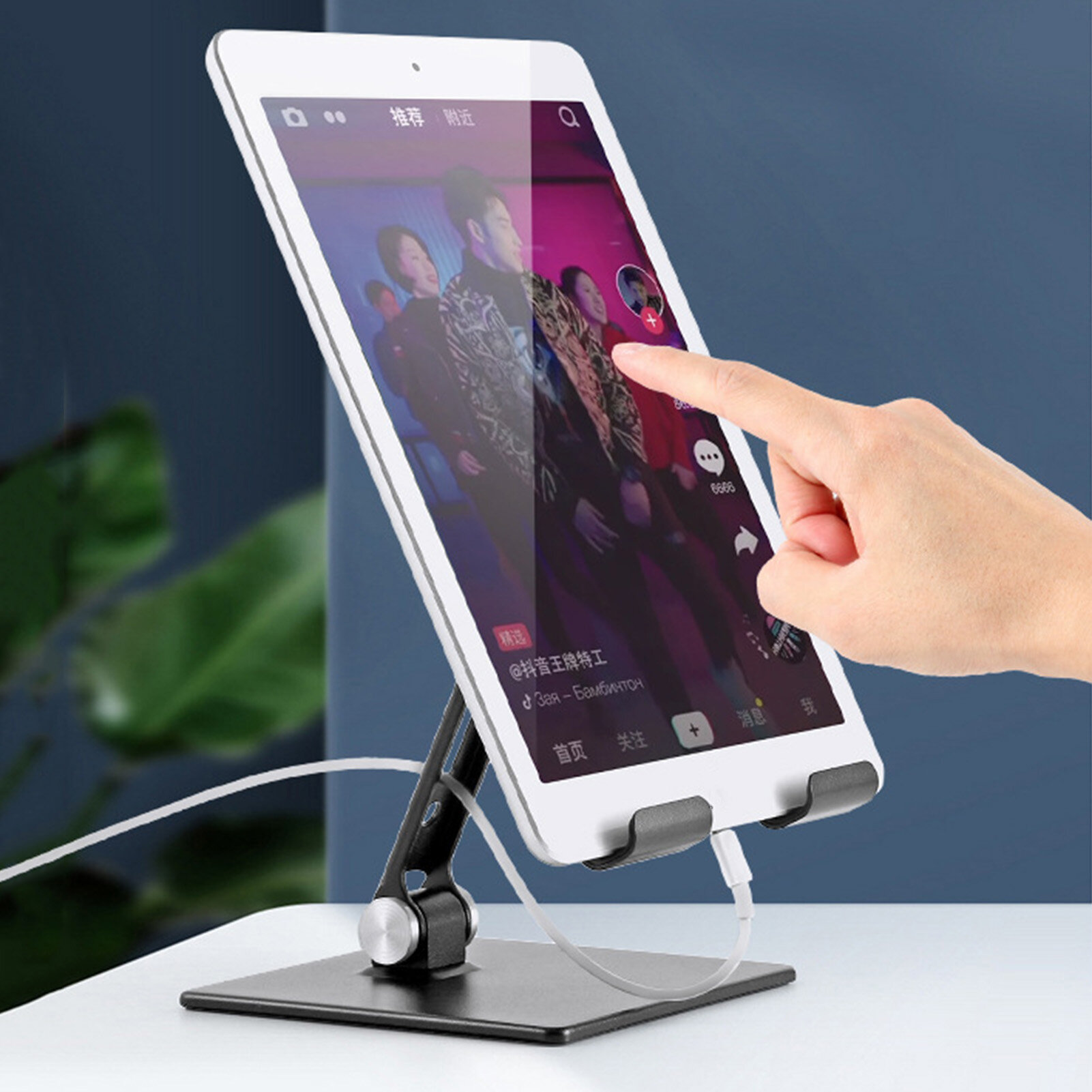 Large Storage Desktop Stand Foldable Adjustable Universal Tablet Holder Desk Bracket Smartphone Stand for Watching TV Desk Bracket Anti-scratch