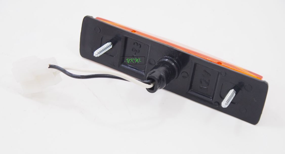 Toyota Corolla KE70 TE71 Front Bumper Parking Turn Signal Light