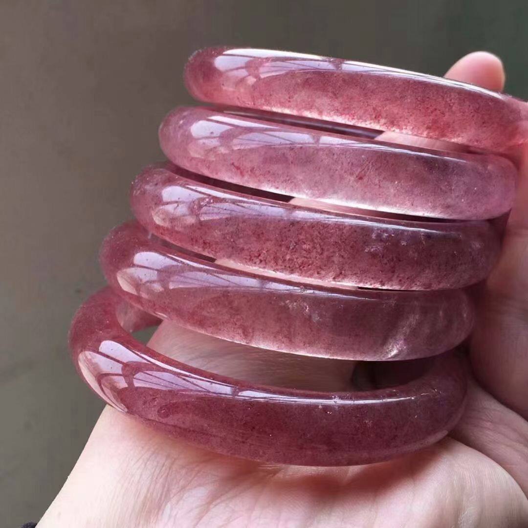 Cadia Lucky Red Quartz Stone Veins Smooth Women Jewelry Bracelet