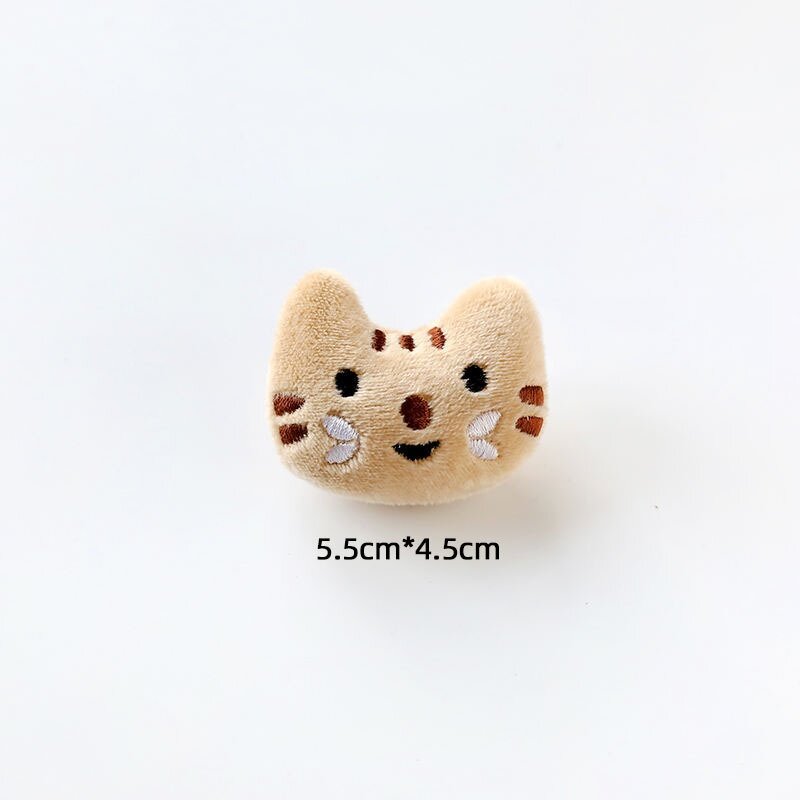 Japanese cartoon animal plush brooch cute cat fish rabbit radish accessories girl heart bag clothes brooch
