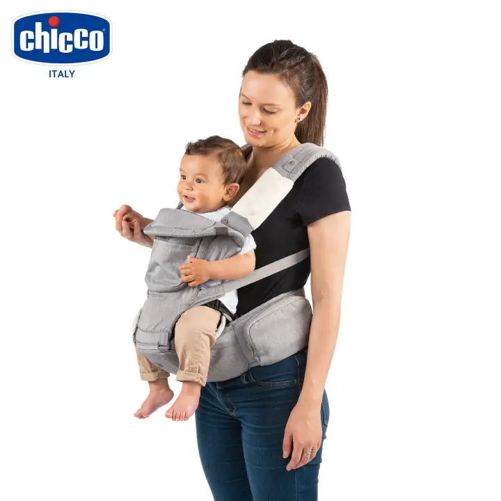 baby carrier with a seat