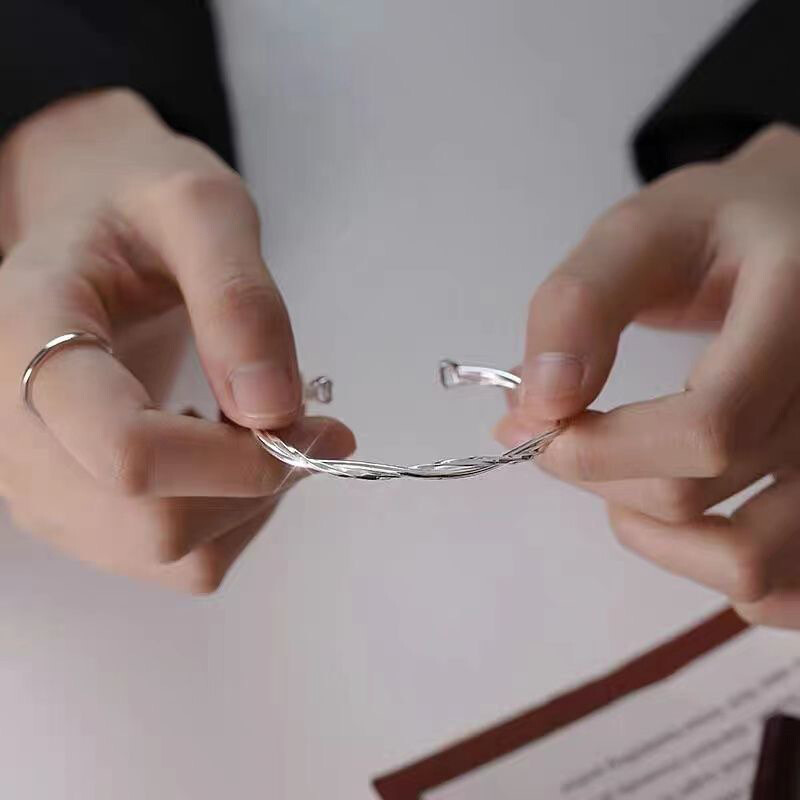 Đơn giản mobius Thiết kế vòng đeo tay đôi thích hợp cho món quà cho vòng đeo tay mở có thể điều chỉnh
