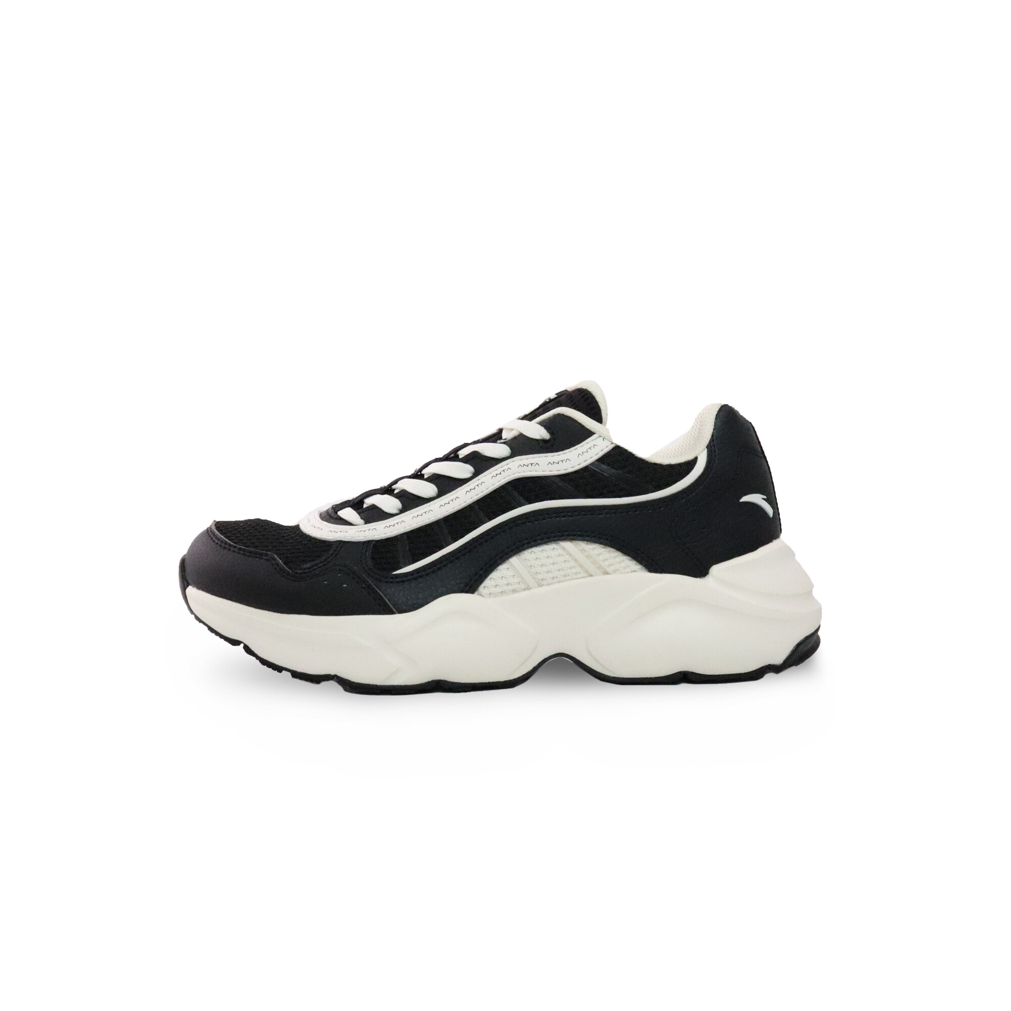 anta cross training shoes