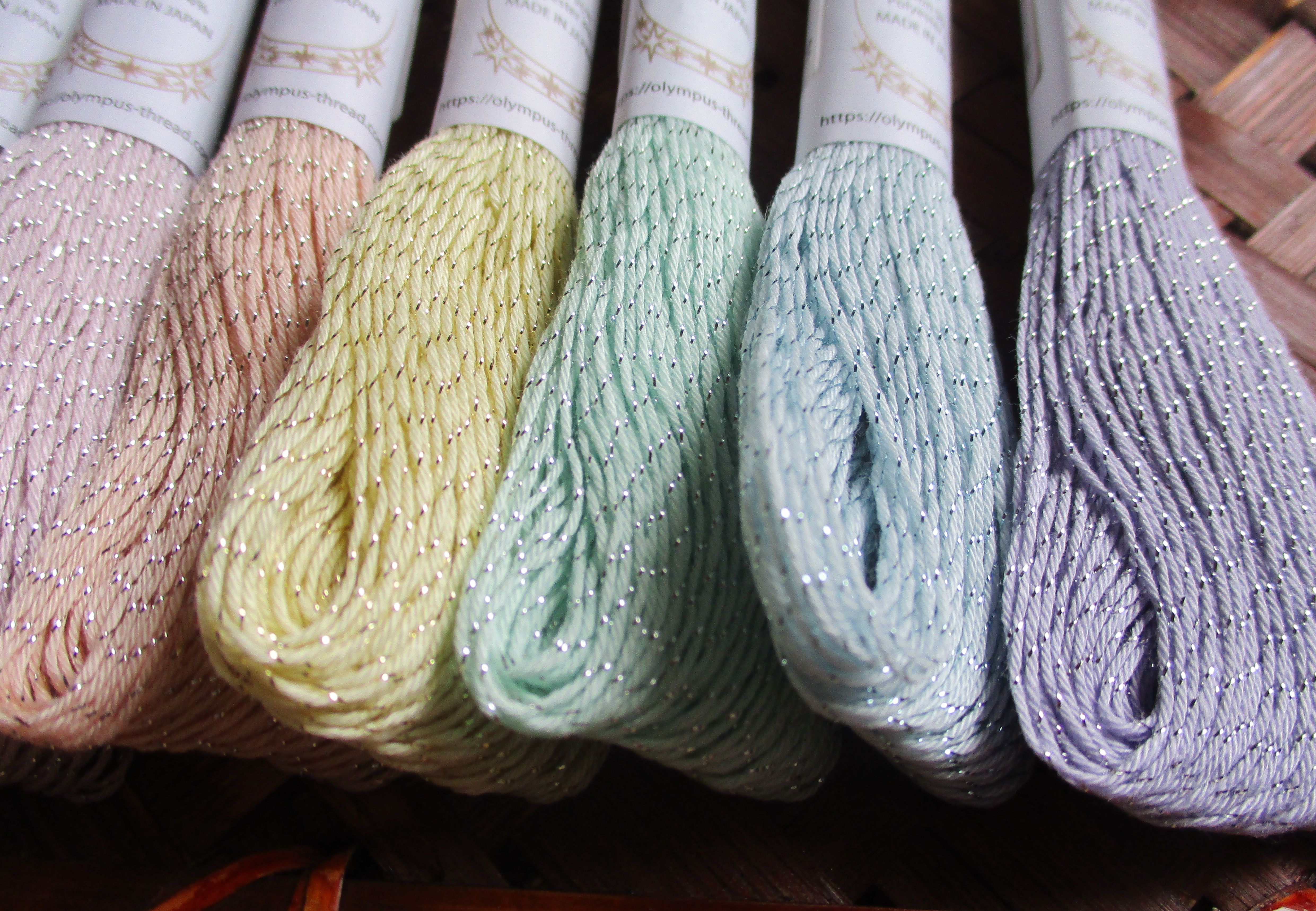Chỉ Thêu Olympus Sashiko Nhật Bản 100M 24 Màu
