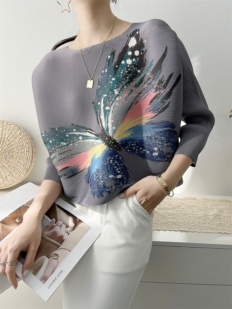 Women's Pleated Butterfly Print T-shirt 3/4 Sleeve round Neck Loose Casual A017