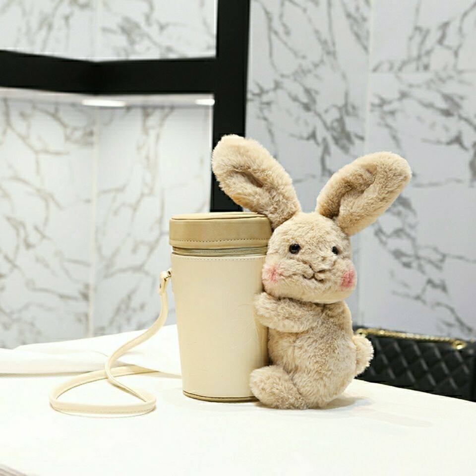 Starbuck rabbit water cup bag 2021 new hairy antler decorative bucket small round bag solid color mobile phone Single Shoulder Messenger Bag