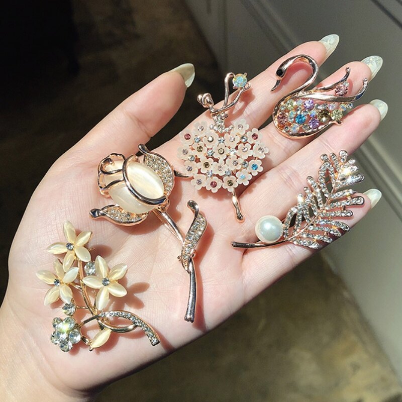 Cute Artificial Pearls and Floral Pins