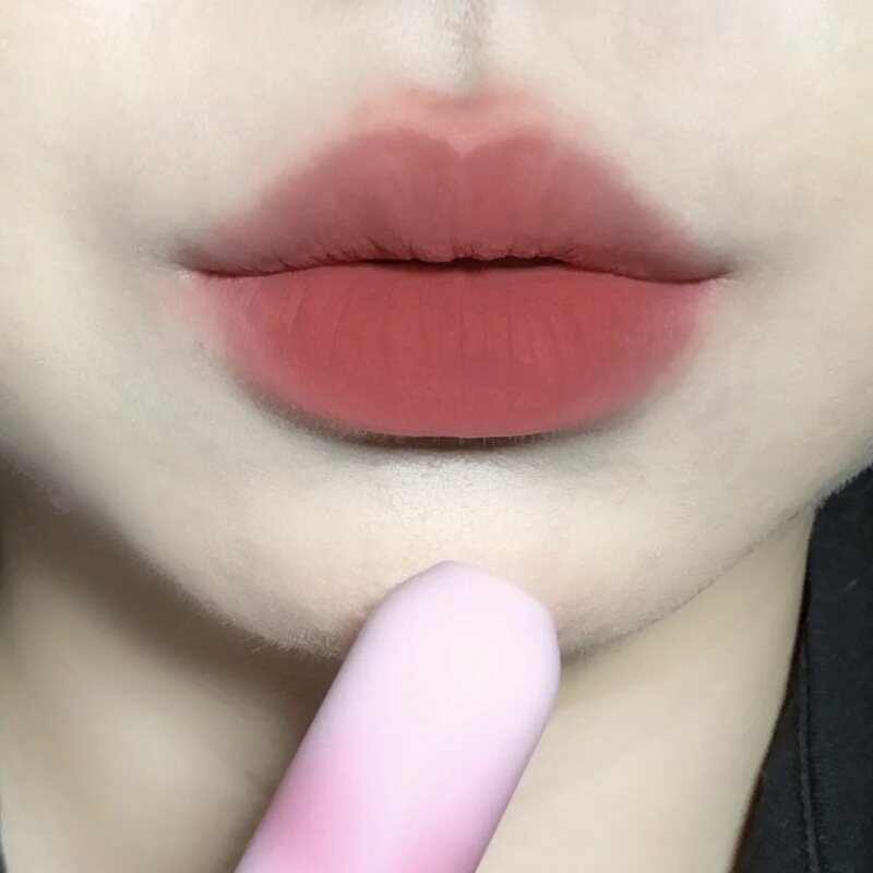 Son Môi Son Nhung Lì Trang Điểm Lâu Trôi Không Thấm Nước