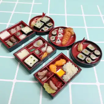 lunch box dollhouse