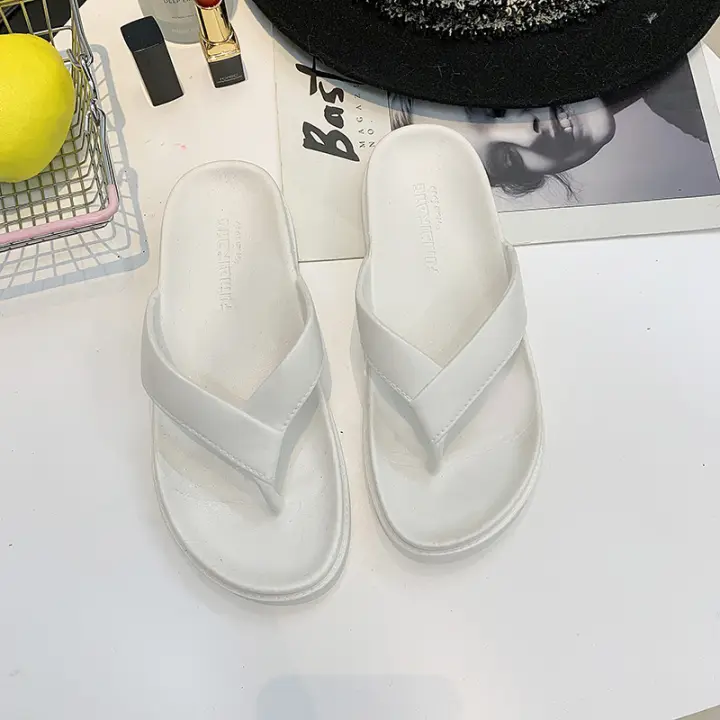 new stylish slippers