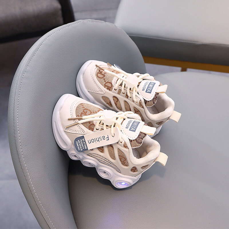[Ready Stock] New Style LED Light Shoes Children's Alphabet Webbing Mesh Sneakers Breathable Children's Casual Shoes 1-6 Years Old LED Light Shoes Shoes
