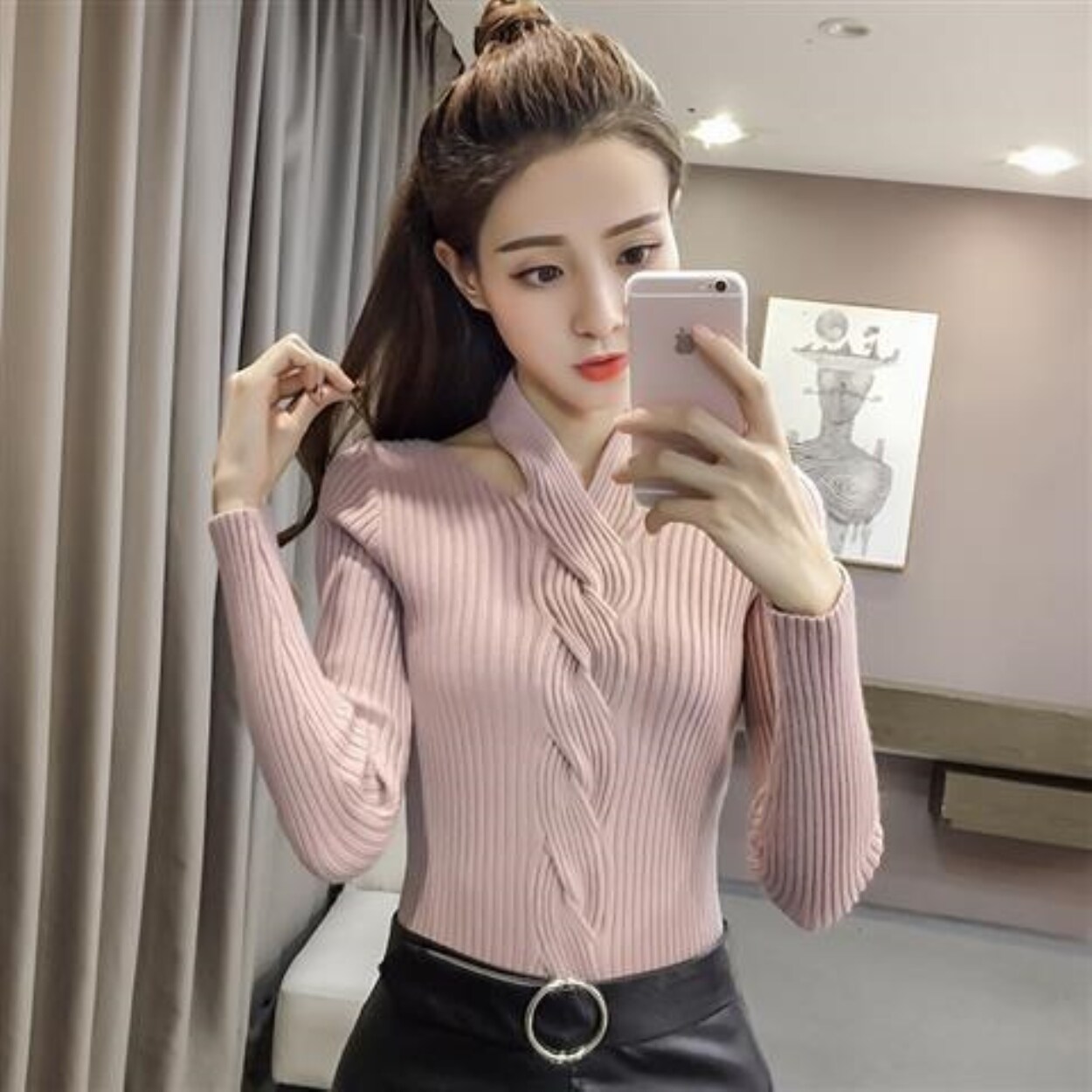 Early autumn winter cross hanging neck sweater ins women's department of Hong Kong wind restoring ancient ways of Scotland tide bf show plump v-neck shirt