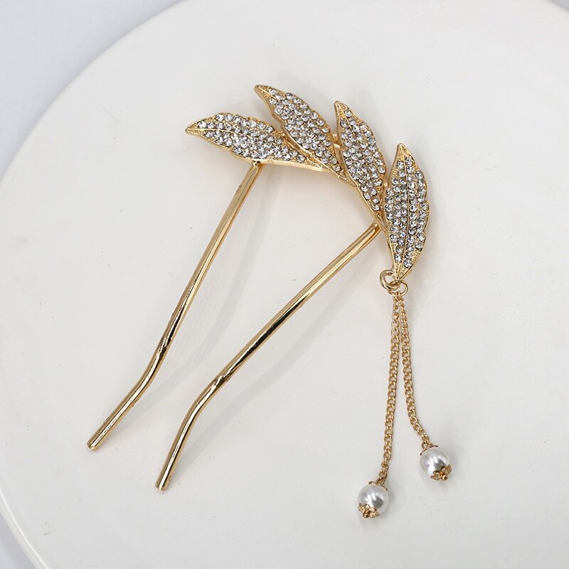 Hair Clips Korean ins Style Fashion Girls Women Sweet Temperament U-shaped Feather Tassel Hairpin Go Out All-match Indoors Wash Face Student Maiden Headwear Hair Accessories