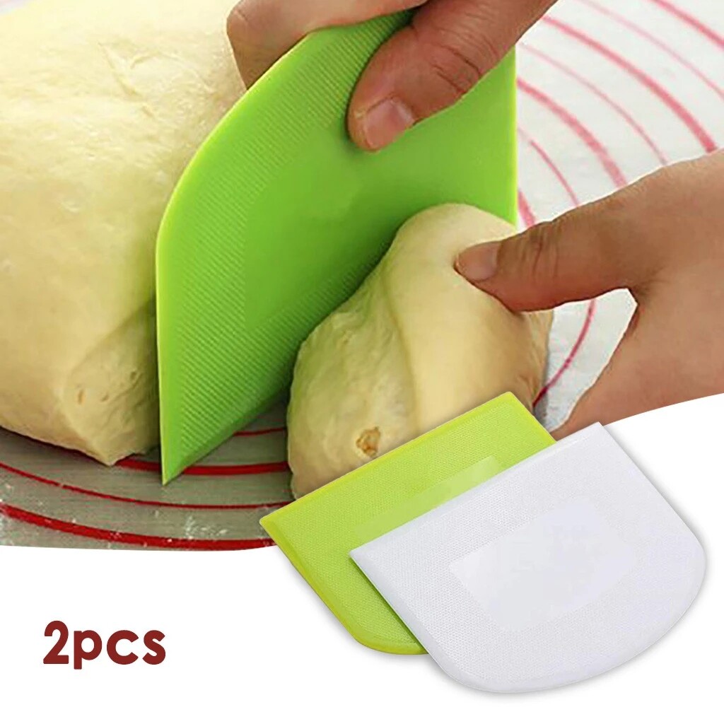 2pcs Plastic Dough Scraper Cream Smooth Cake Spatula Baking Pastry Tools Kitchen Butter Knife Dough Cutter Baking Pastry Tools
